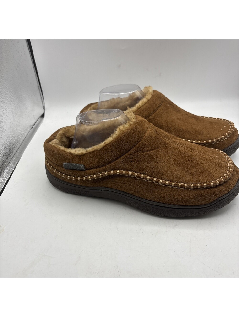 Zigzagger Men Slipper Size 10.5 Slip on Indoor Outdoor Foam Microsuede Fur Brown